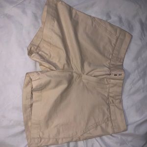 Cute American eagle khaki shorts size 00